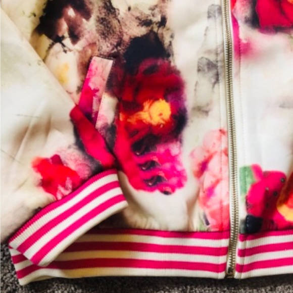 Lucy and Company Varsiry Floral jacket - Picture 4 of 10